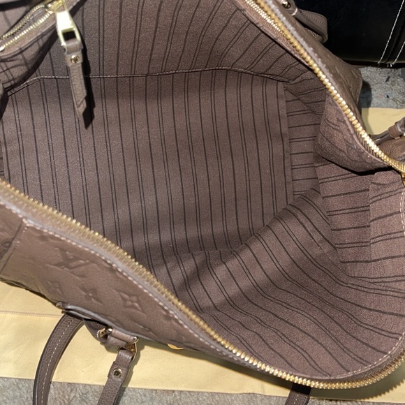 Brand New Lumineuse PM Empr Ombré Louis Vuitton’s. Includes Dust Bag. - Picture 3 of 7